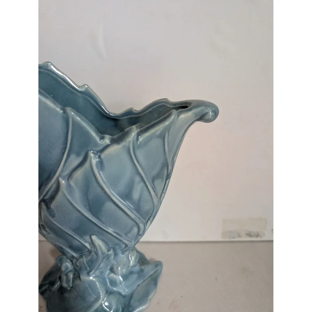 Vintage Hull Art Pottery Cornucopia Vase Blue Leaf Ribbed Glaze MCM